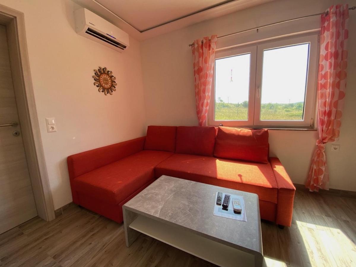 Ražanac Villa Sabina - Apartments Kroatien מראה חיצוני תמונה