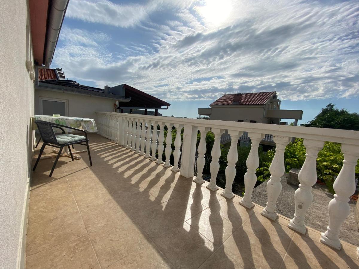 Ražanac Villa Sabina - Apartments Kroatien מראה חיצוני תמונה